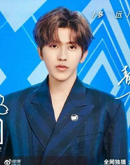 要么就是认为蔡徐坤年龄太小,资历尚浅还不适合当导师,要么就是因为