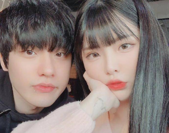 大舅子mystic老婆晒二胎照,网友们却被车标给吸引了_苏小妍_爸爸_解说