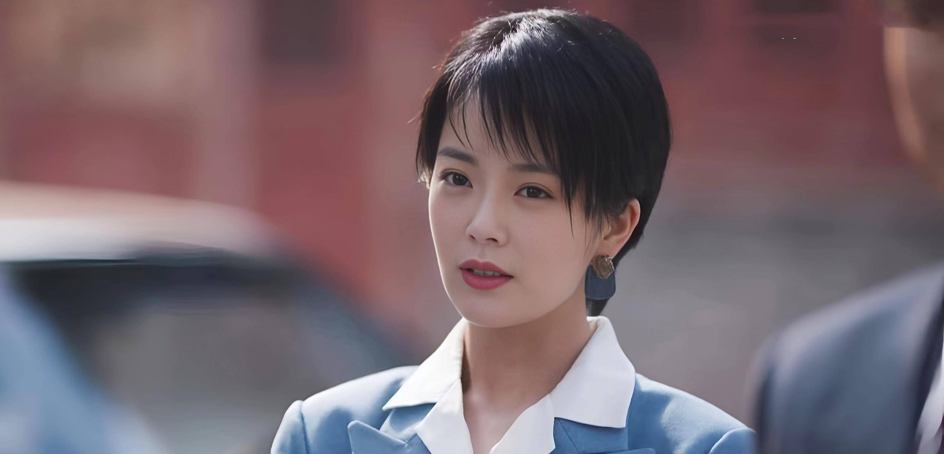 情满九道弯:"恋爱脑"的女强人?种丹妮把这个矛盾体演活了