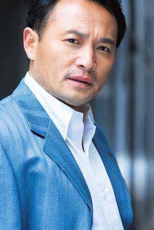 丁志诚:从演艺圈消失,存在就是为了照顾姐姐,分手了20年不再婚_丁宝明