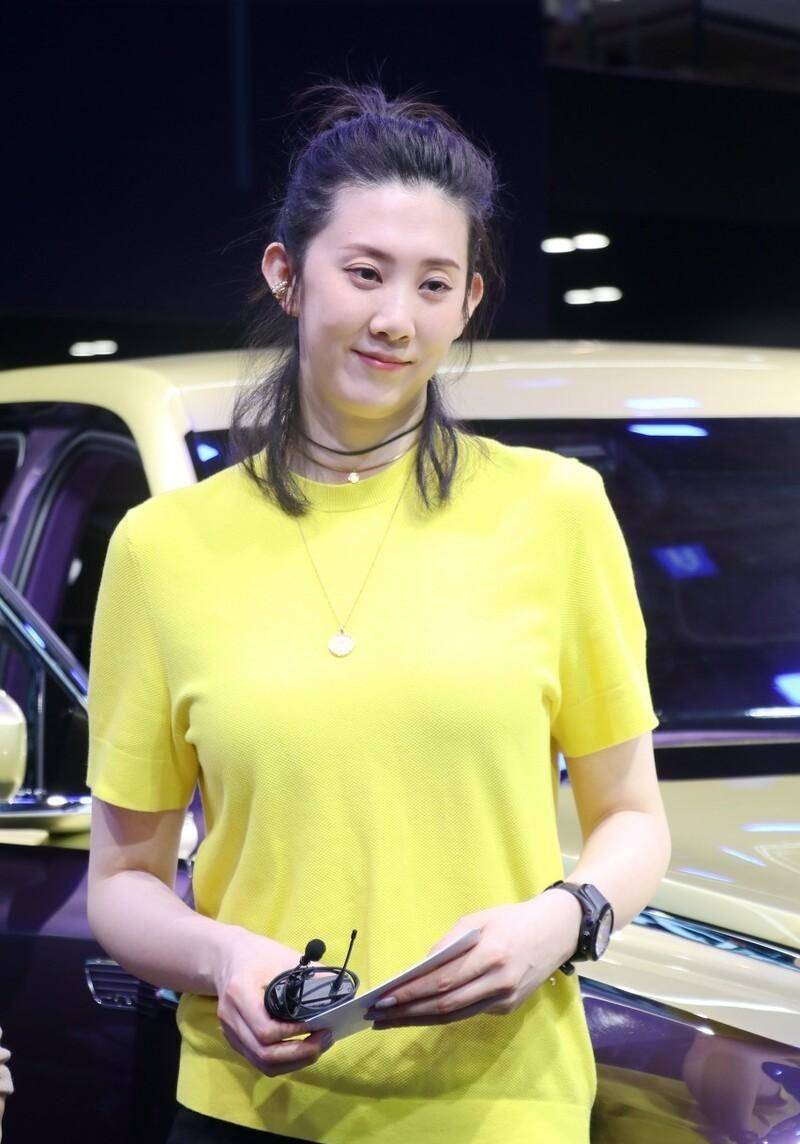 巅峰期重伤无奈退队,黄金单身多才多艺_薛明_中国女排_奥运会