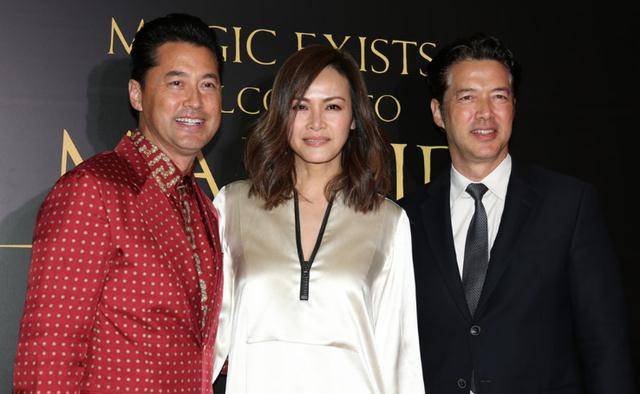 大哥头发花白仍有型,三弟息影30年变化大_王盛德_合作_作品