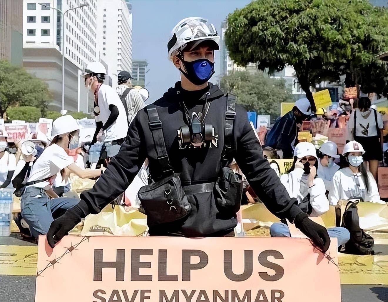 缅甸小伙24岁"出家"当和尚,因长得帅走红网络,如今是个劳改犯_白英