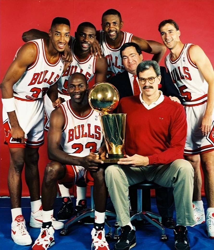 皮蓬:别的不敢说,nba的单挑王非杜兰特莫属,就算乔丹防不住他_防守