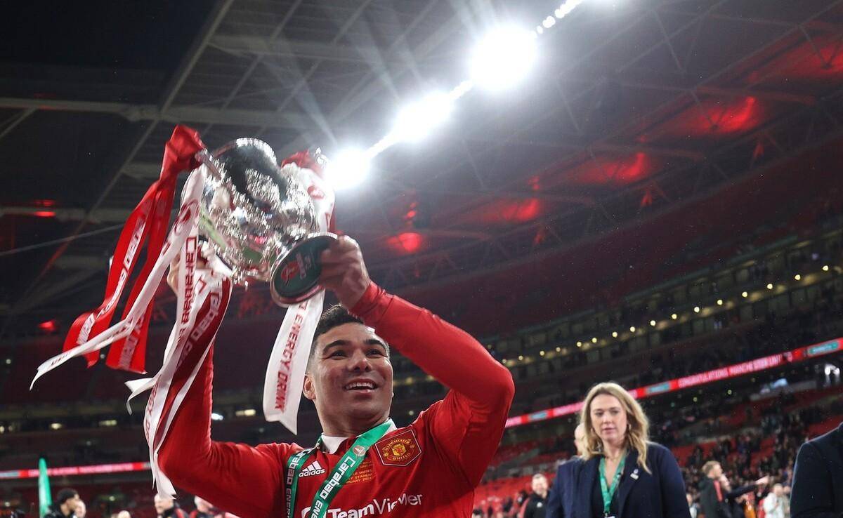 曼联队歌伴随联赛杯冠军颁奖,圆小三冠王梦!蟾蜍也是肉!