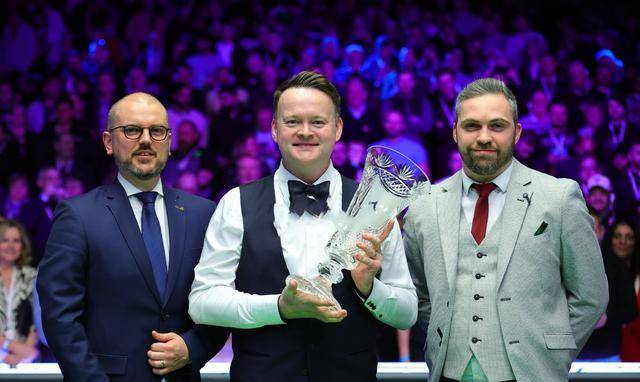 拳皇人气排行榜_《拳皇》:最受欢迎的女性格斗家人气排名,不知火舞坐实第一