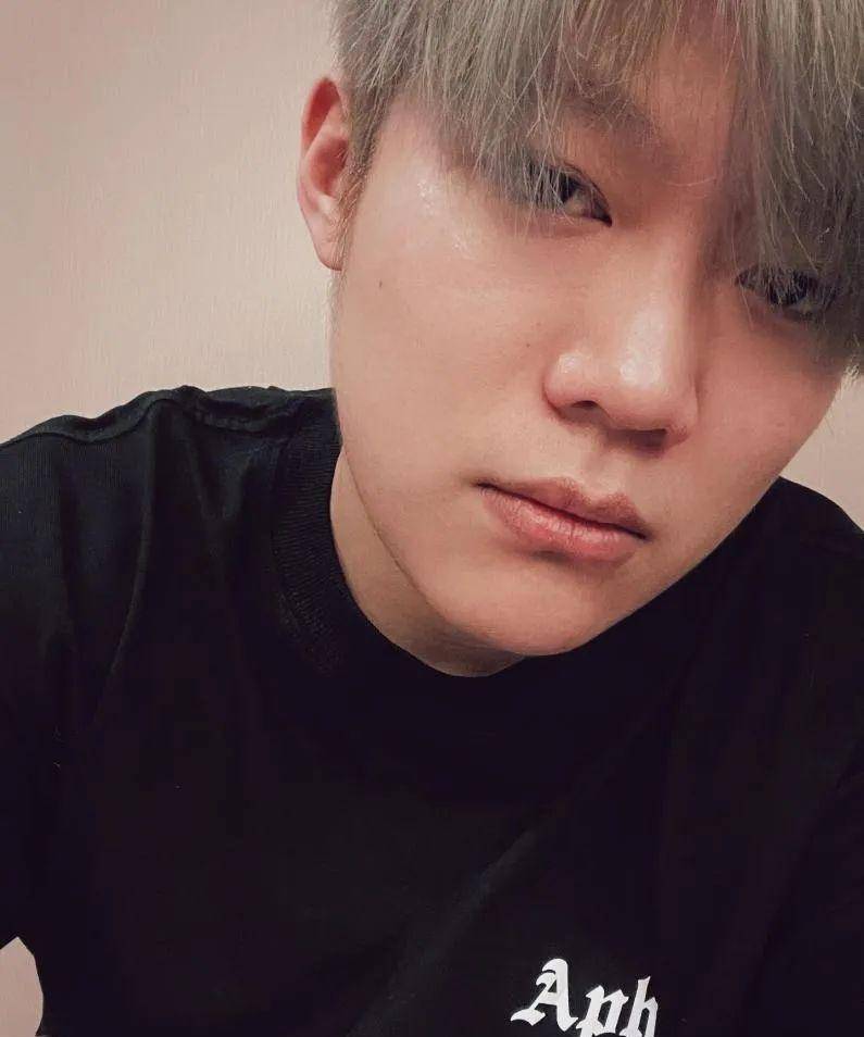 pg one亮相综艺,希望找到女朋友,丁飞发长文"未来不必有交集"_说唱