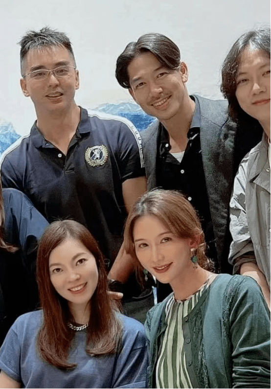 嫁给日本人的林志玲,婚后遭遇家暴受尽委屈,现身中国略显沧桑_黑泽