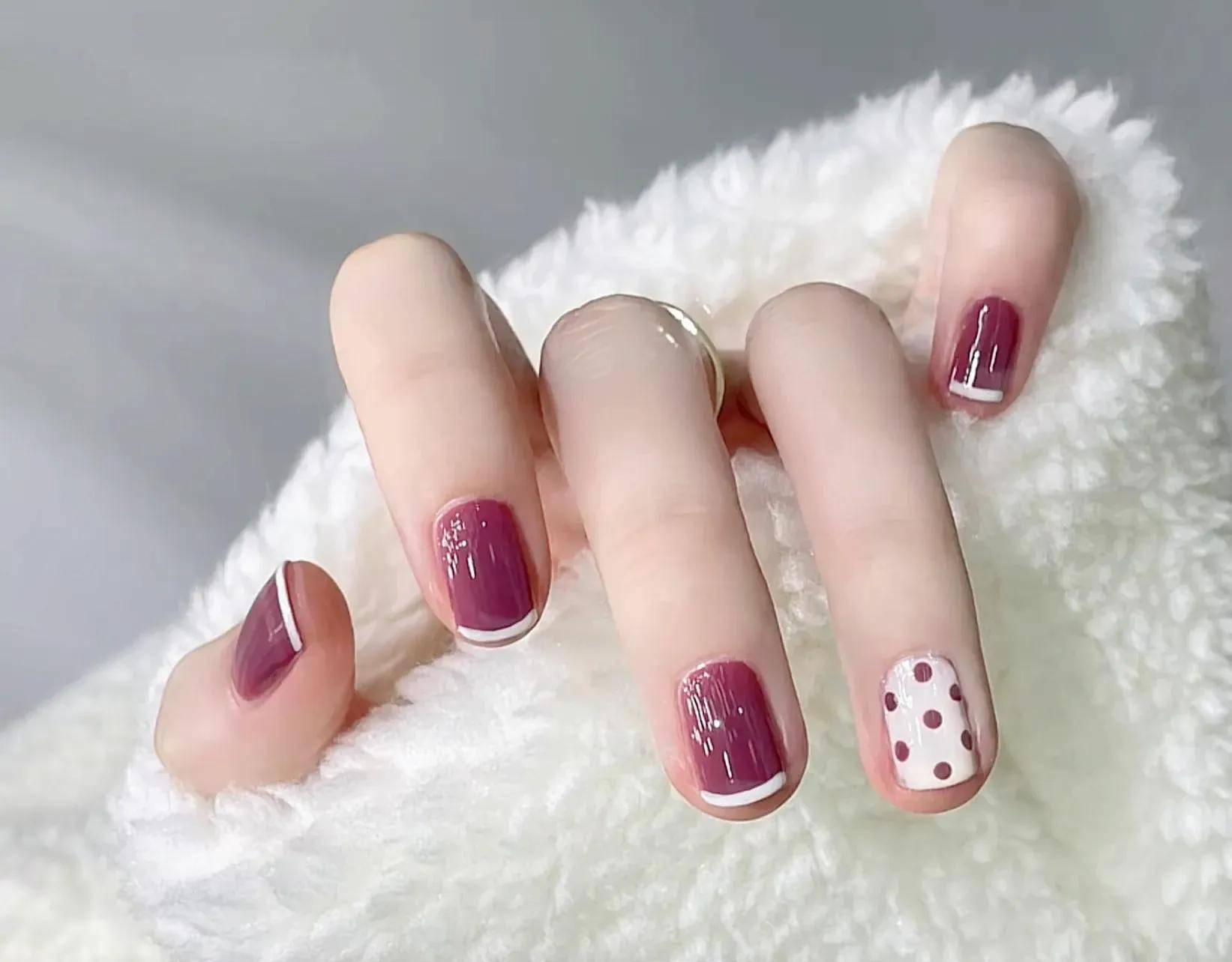 夏季温柔显白美甲图,短指甲的福音哦!温柔又浪漫_感觉_粉色_红色