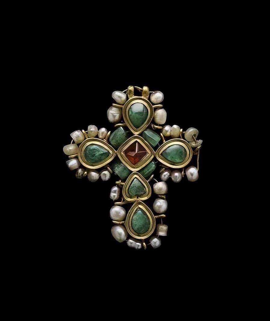 穿越千年的奢华:独具魅力的古罗马首饰到底有多美?_黄金_项链_戒指