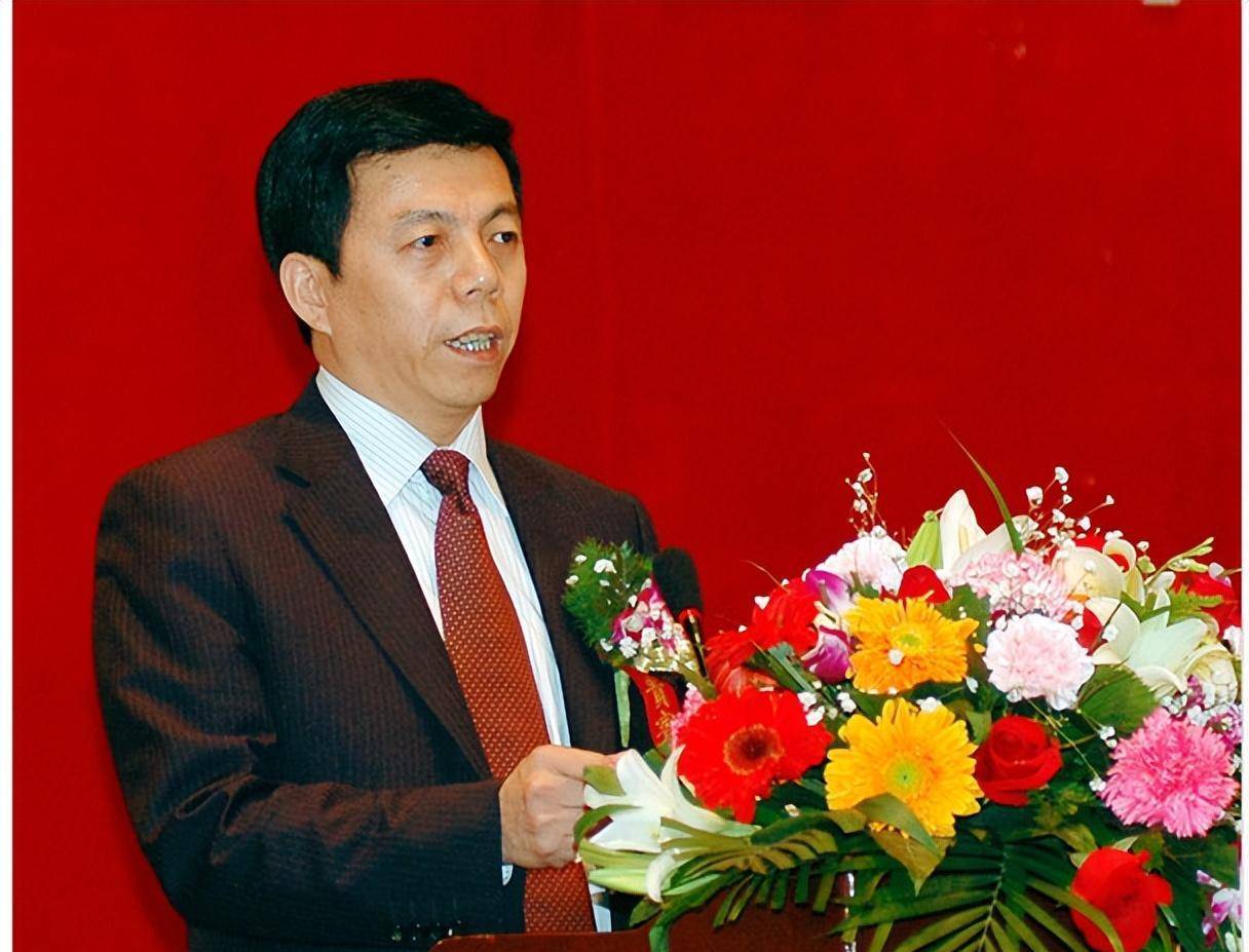 吉林贪官高福波:年薪140万,敛财7160万,不舍得喝牛奶,吃鸡蛋_母亲