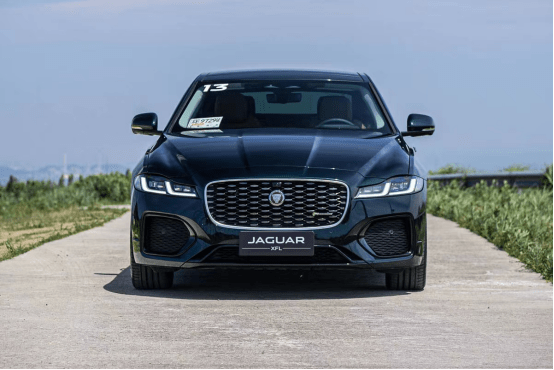 40万级豪华行政家轿捷豹xfl,颜值与实力均有不俗表现_搜狐汽车_搜狐网