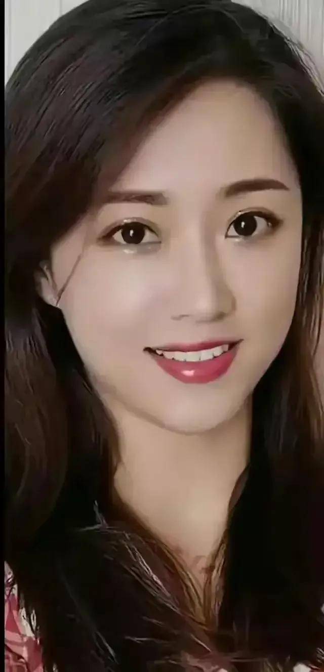 三妮阿姨被称为山东第一美女,其颜值担当确实是当之无愧_女孩_美颜