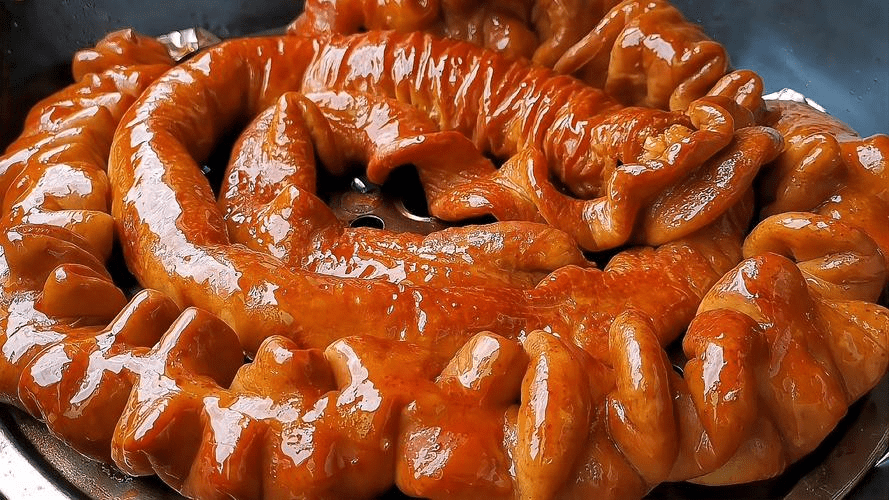 冬日光阴里最美味的津三绝熏肥肠_燃烧_过程_年猪