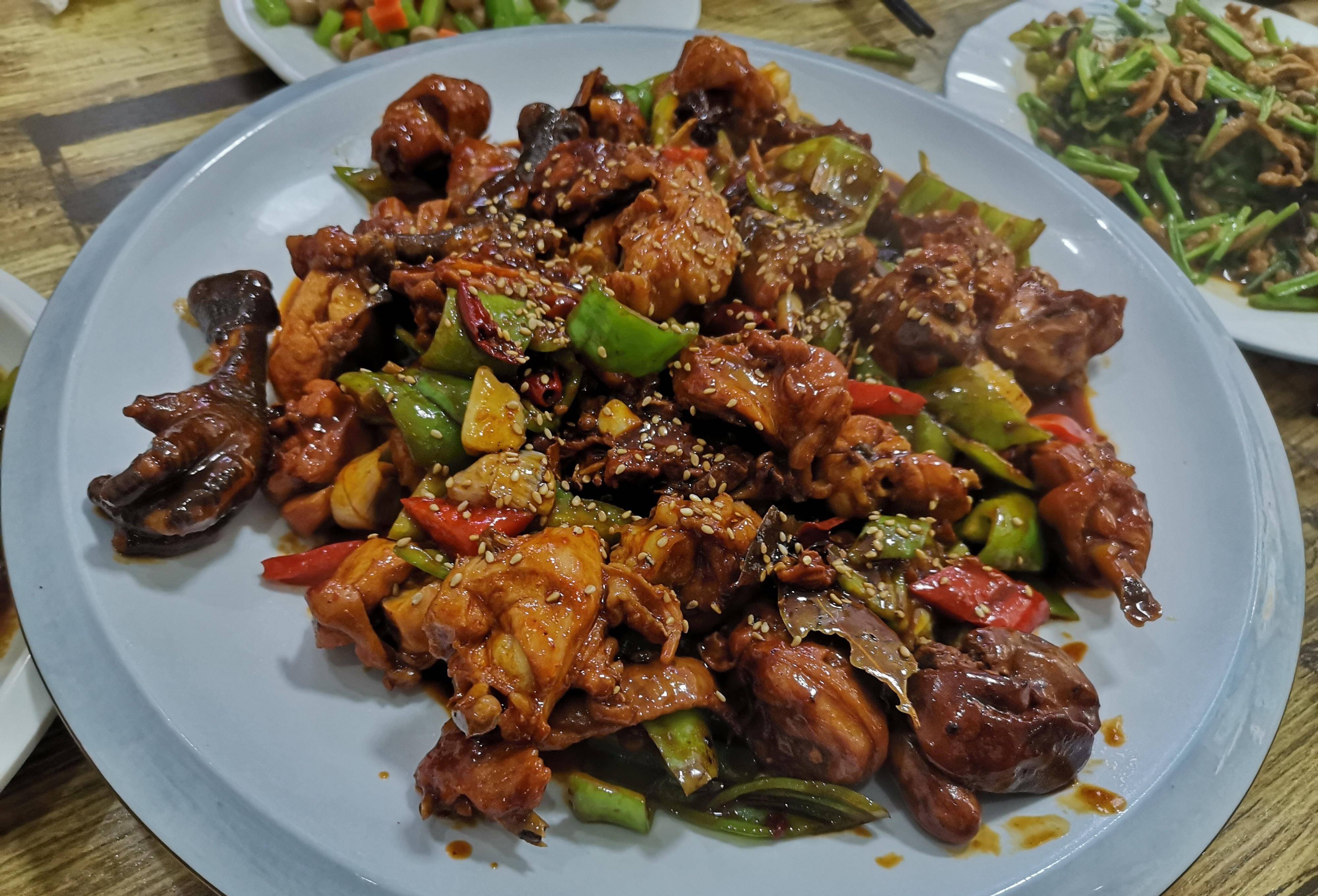 这一次的特色炒鸡,终归没有吃住!_炸鸡_烤鸡_陷阱