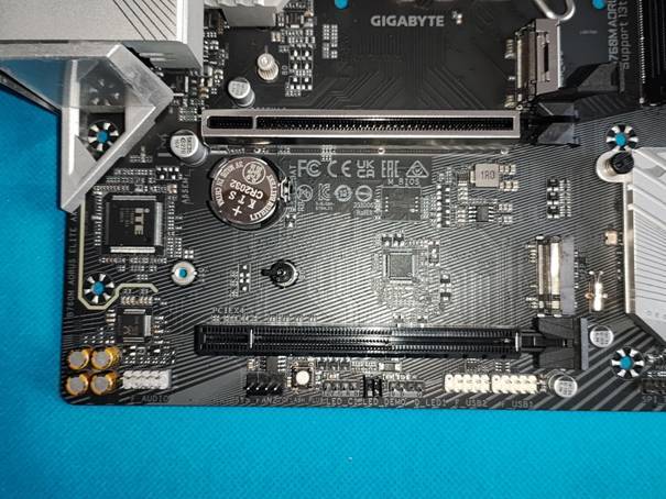 小雕榨取D5内存的最大价值–技嘉（GIGABYTE）B760M小雕WIFI主板