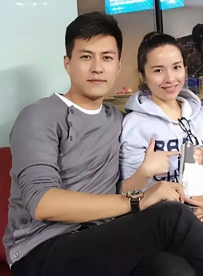 46岁靳东近况曝光!