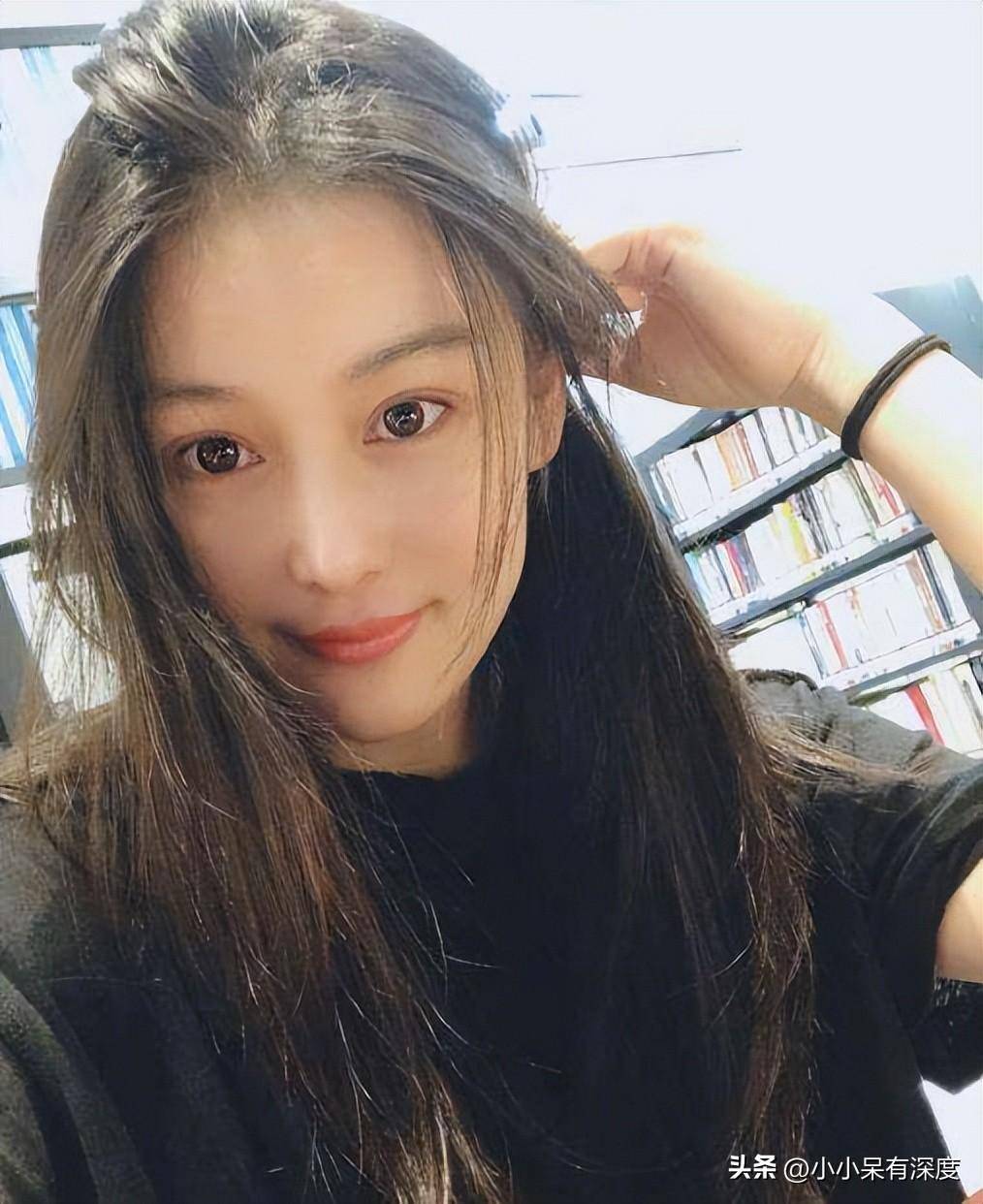 张馨予素颜照,她嫁给了军人嫁给了爱情,脱胎换骨,网友酸到霸屏_何捷