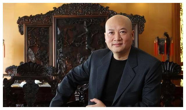 "唐僧"迟重瑞:500亿家产一分不要,32年婚姻背后累也幸福