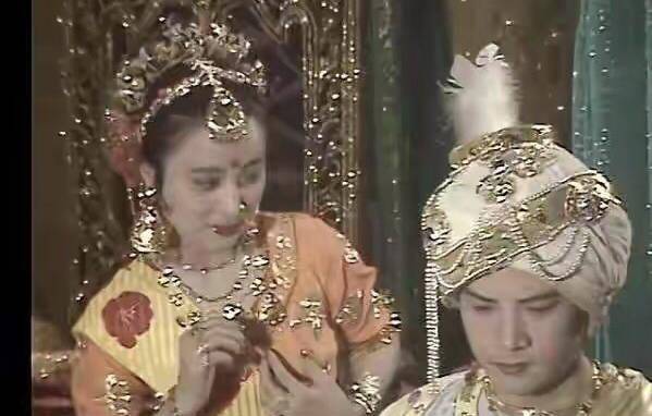 这位男替身就是徐霆雷,但是很多观众看完电视剧后并没有发现,他身材