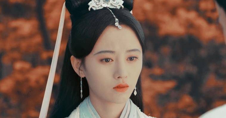 26岁鞠婧祎又一新剧将袭,出演女主"傅容",搭档男一是个大帅哥_张哲瀚
