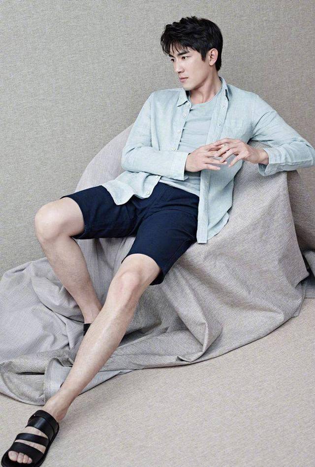 不输刘昊然,雷佳音的美腿也走红了,但网友的评论扎心啦_cm_林更新