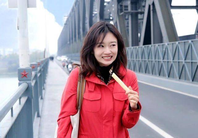 《主持人大赛》选手拉开差距,冠军蔡紫掉队,李七月太可惜_工作_张舒越