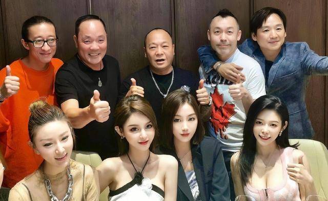 香港知名男星雷宇扬被曝离婚!