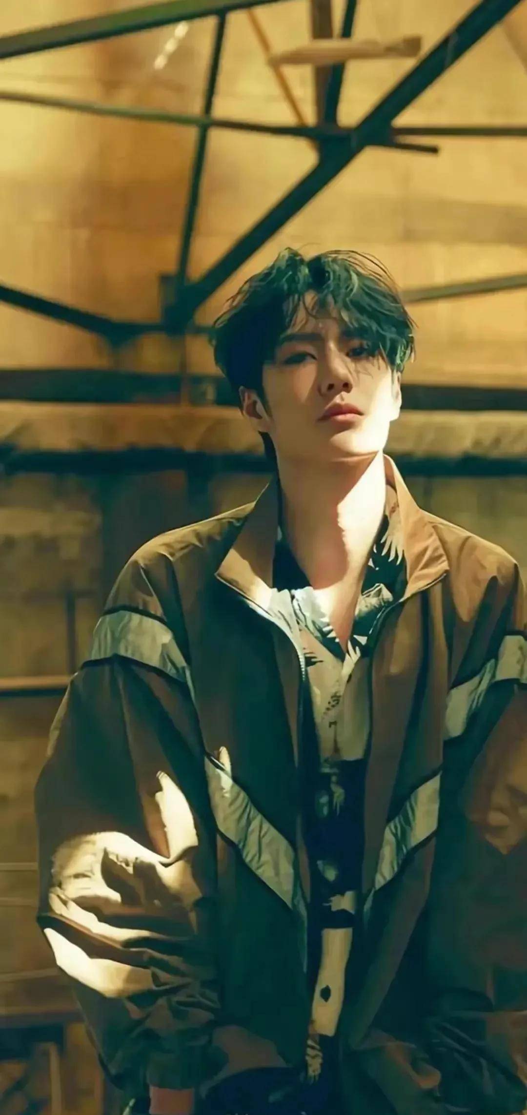 王一博的颜值感觉太禁欲系了!世俗与我无关的样子!_演技_气质_要求