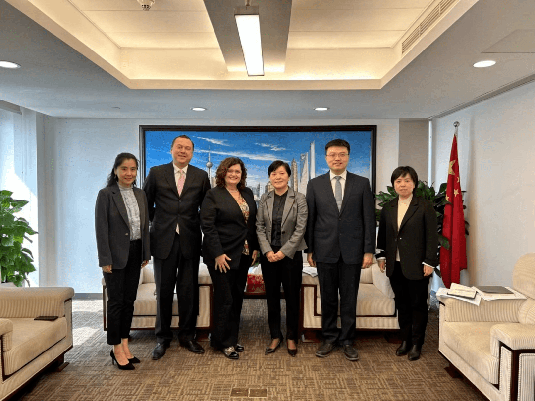 英威达中间体业务尼龙上游业务全球执行副总裁一行_公司_上海_发展