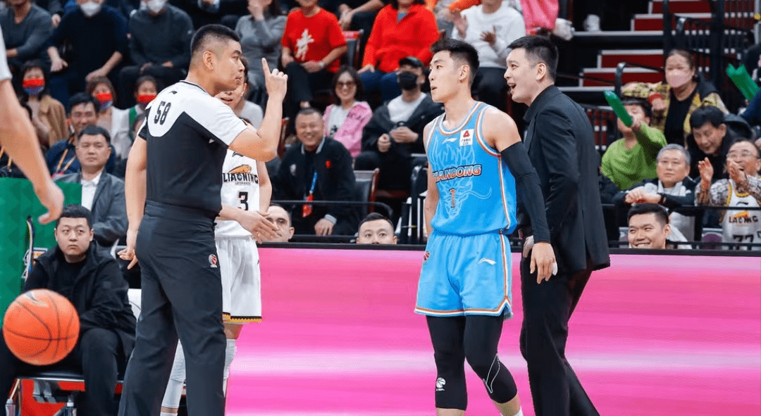 国家队归来持续高效,展现价值,给高诗岩t成插曲_比赛_赵继伟_篮板