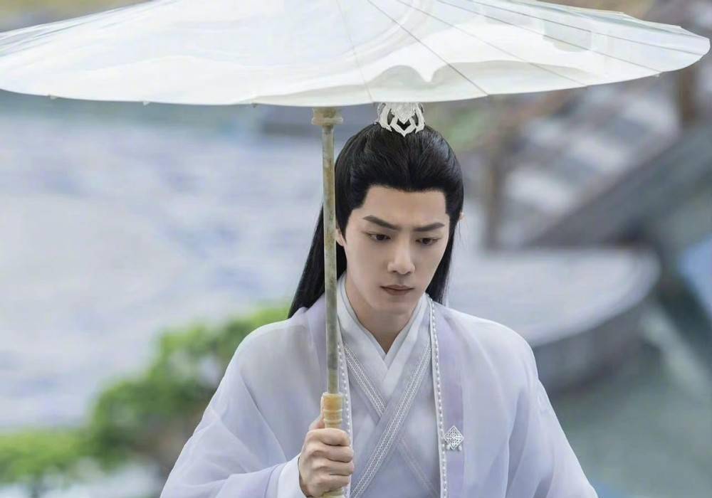 4部仙侠剧《未播》,肖战主演的剧中最受欢迎的《玉骨遥》是 .