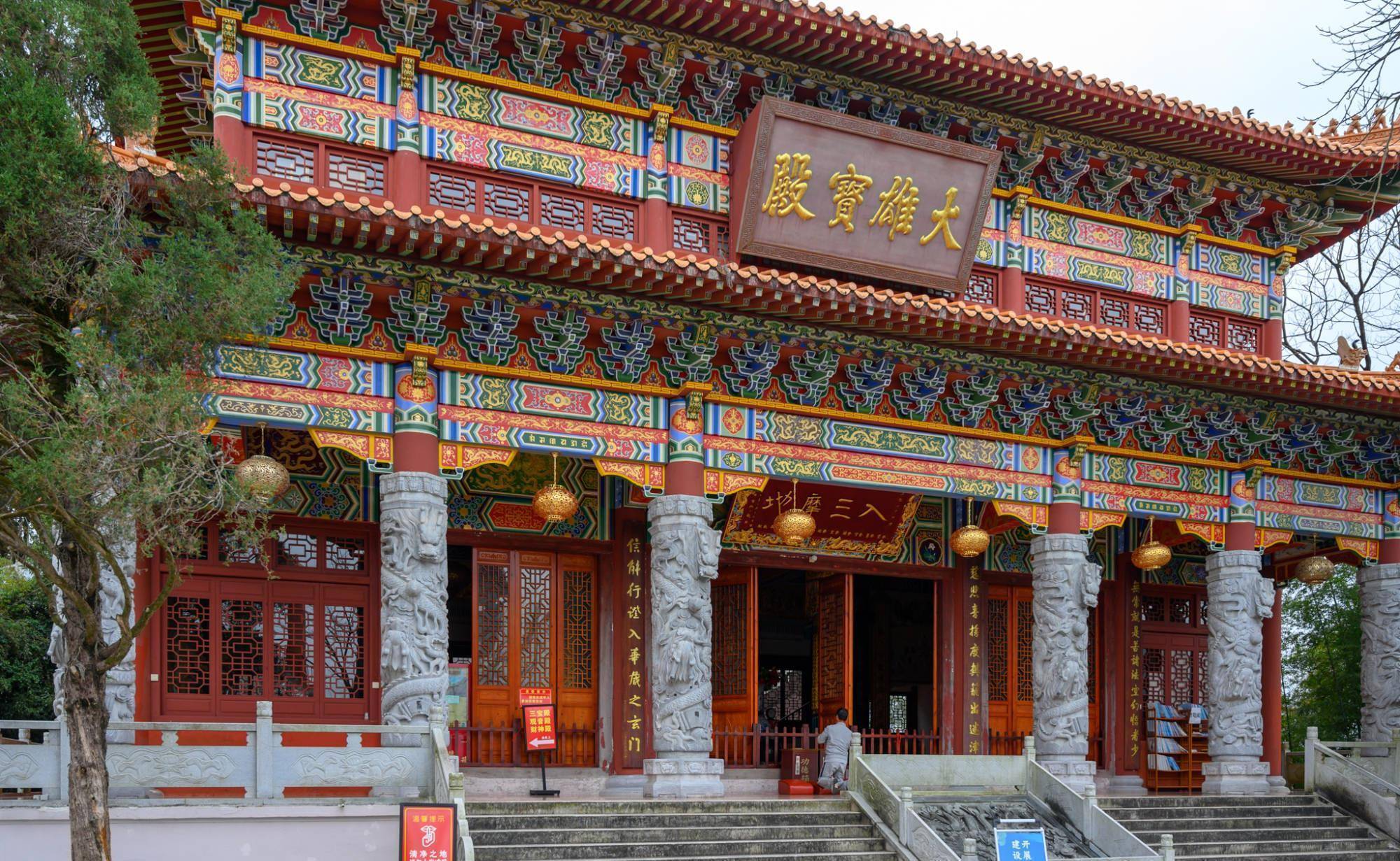 藏在全南高山之巅的天龙山寺,至今400多年历史,常年香火旺盛_寺庙