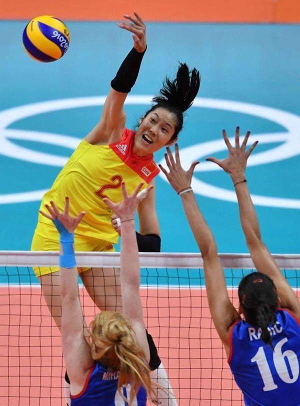 看她扣球就知道了但想打造一个强力接应需要20年_中国女排_排球_实战