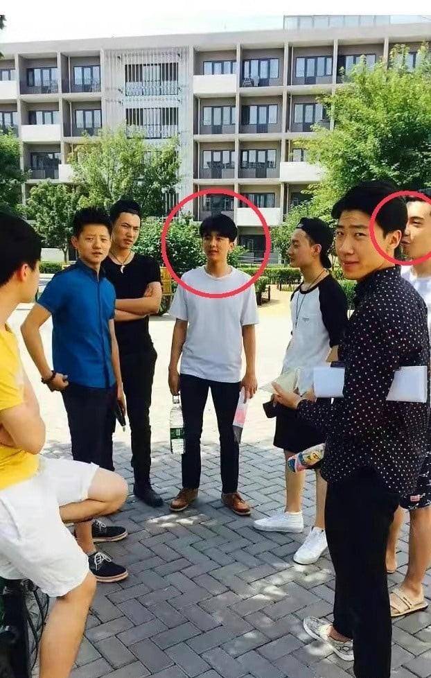 他和张新成,董子健是当时中戏2014级最著名的三位学员.