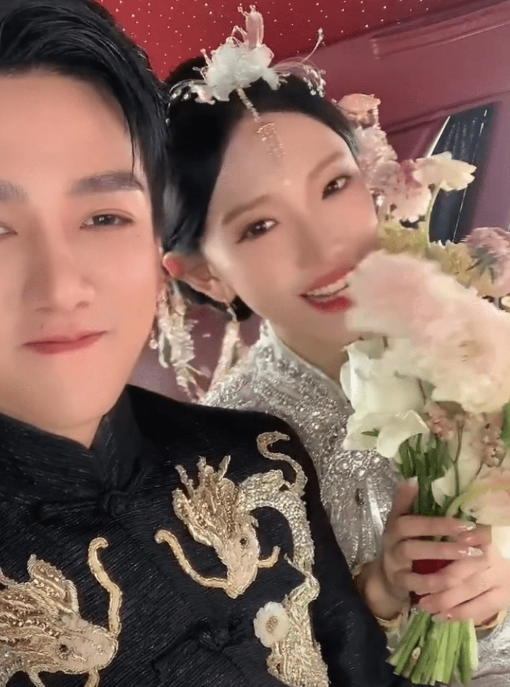 千万粉丝网红罗西十缨大婚,被赞圈内颜值天花板,伴郎抢镜_祝福_婚礼
