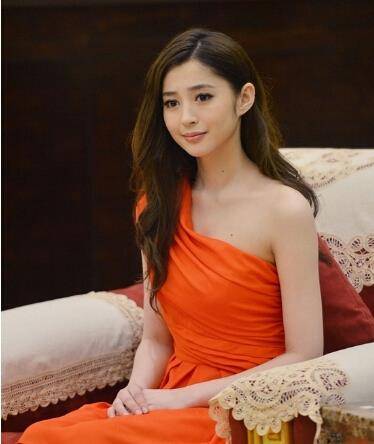 女神李心艾自曝从95斤肥到135斤,和出道前比判若两人,誓言漂亮_好身材