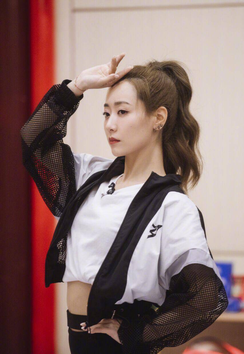 白冰离婚后的三大特征提醒所有女性_婚姻_情绪_蓝盈莹