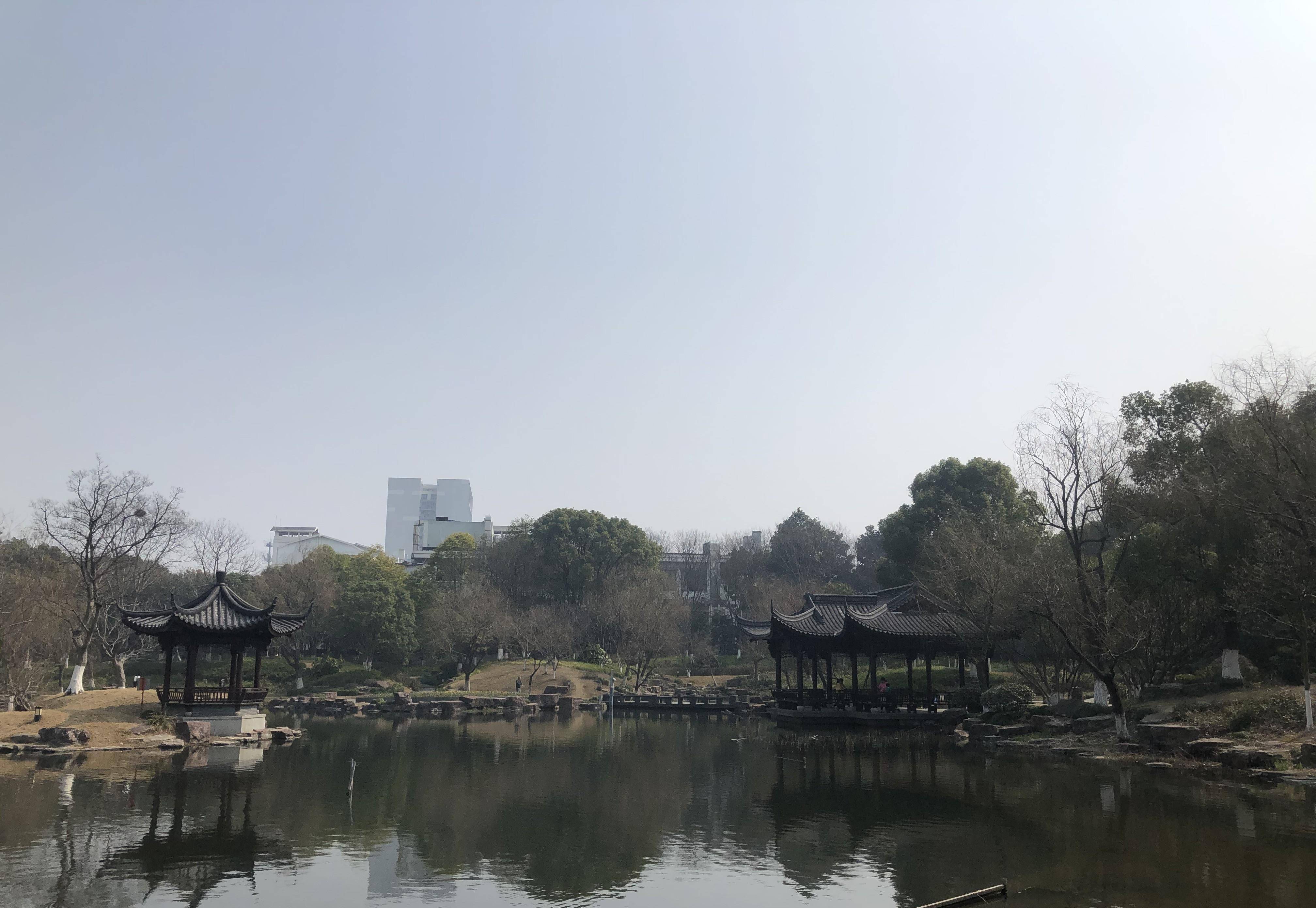 杭州下沙高教西公园:一座可盐可甜可浪漫的江南园林风格的公园_长廊
