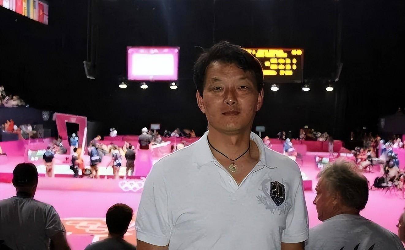 羽毛球张宁:有过一段失败的婚姻,二婚嫁大11岁李昂,47岁显富态_于洋