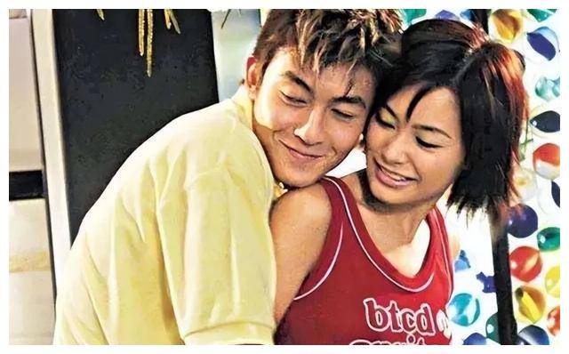 钟欣潼当年为何自愿配合陈冠希?