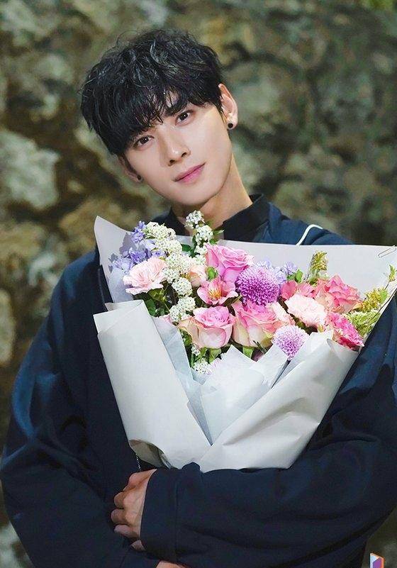 《island》车银优大结局颜值大爆发,战损妆帅到窒息!