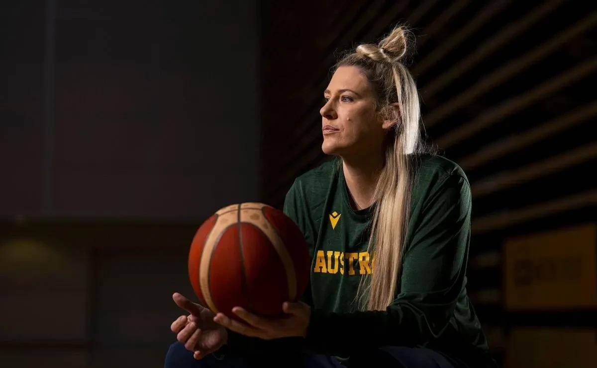 41岁澳大利亚传奇球星劳伦-杰克逊完美谢幕_篮球_地方队_身份