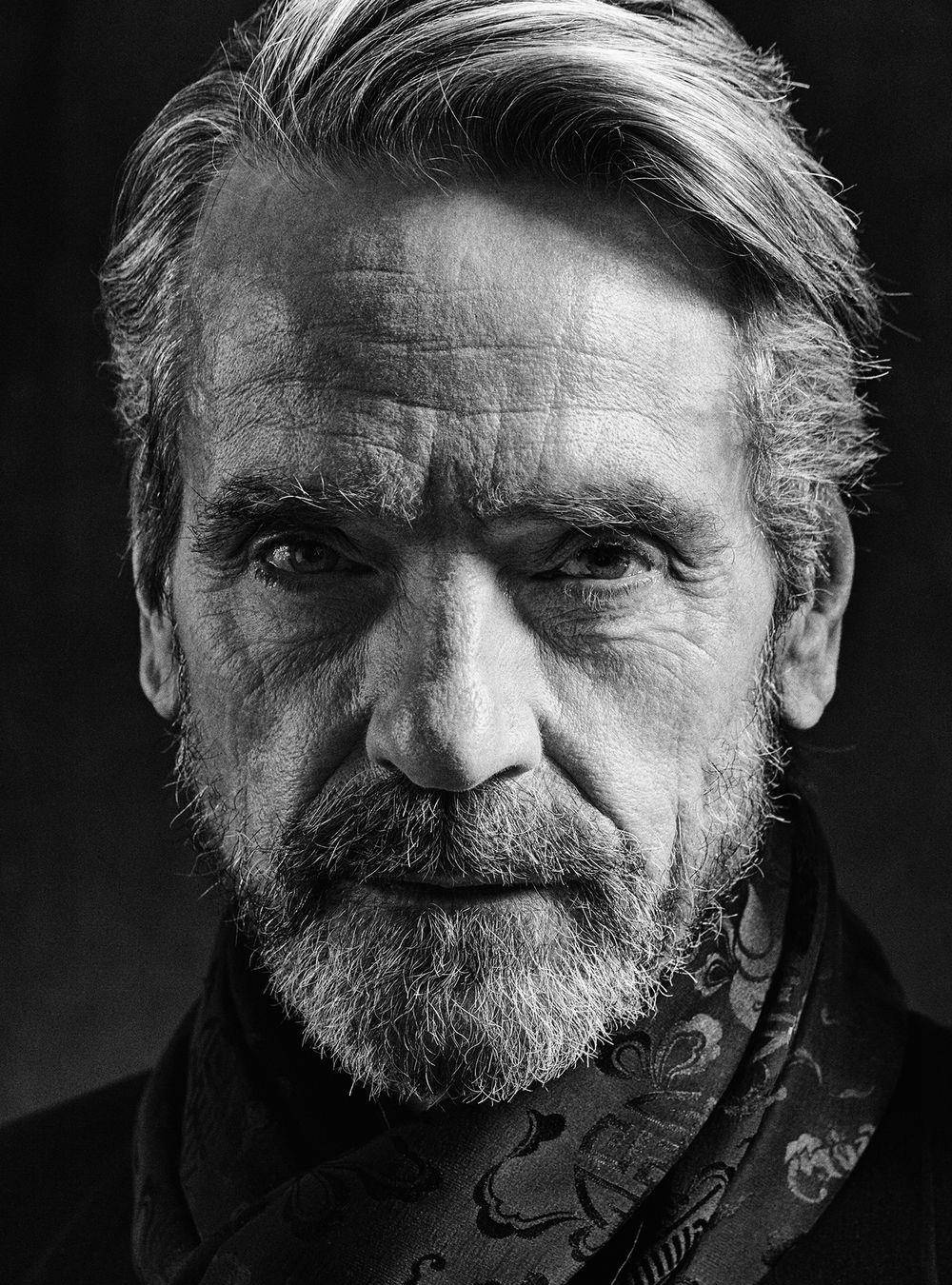 72岁杰瑞米·艾恩斯和ladygaga搭档电影!