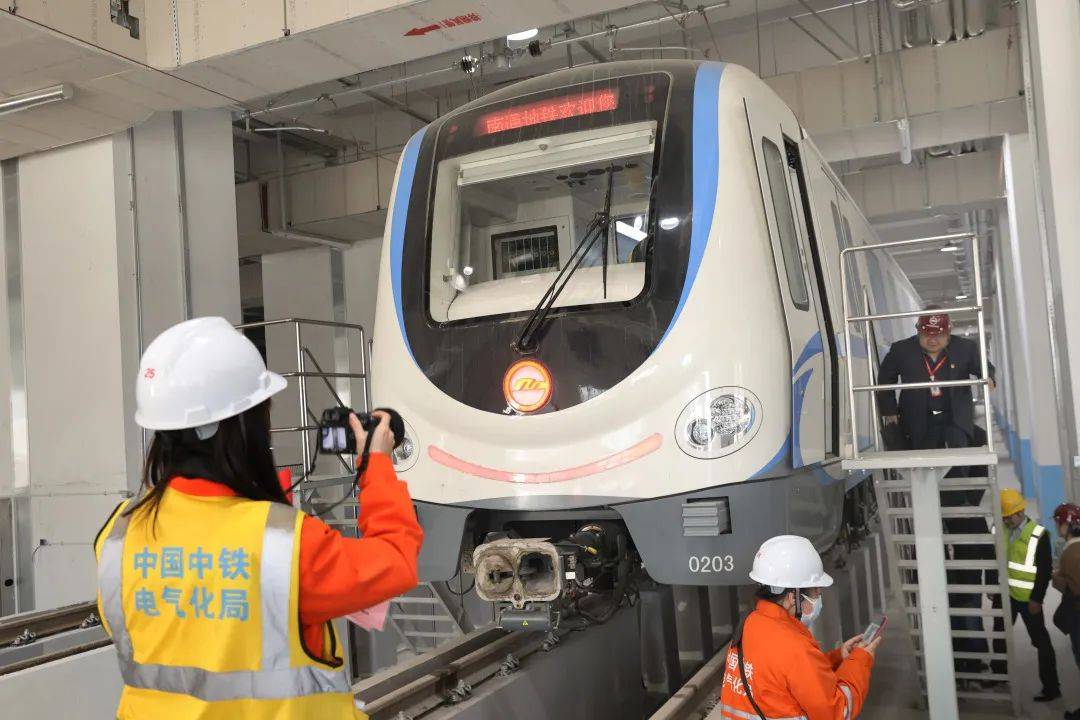 刚刚,南通地铁2号线,列车"跑"起来了!_运行_车辆_线路