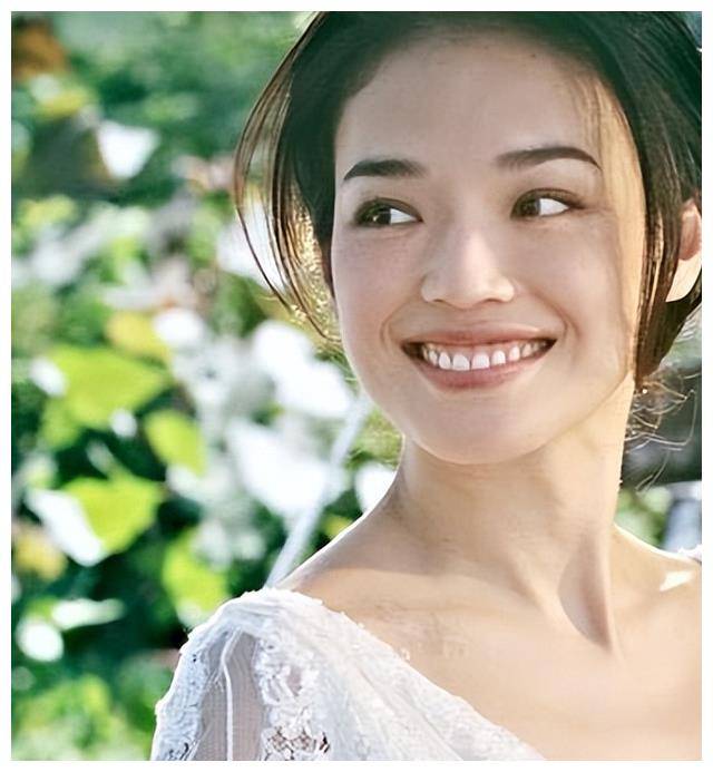 47岁舒淇满头白发,"毁容"近照曝光:结婚7年后怎么变成这样?