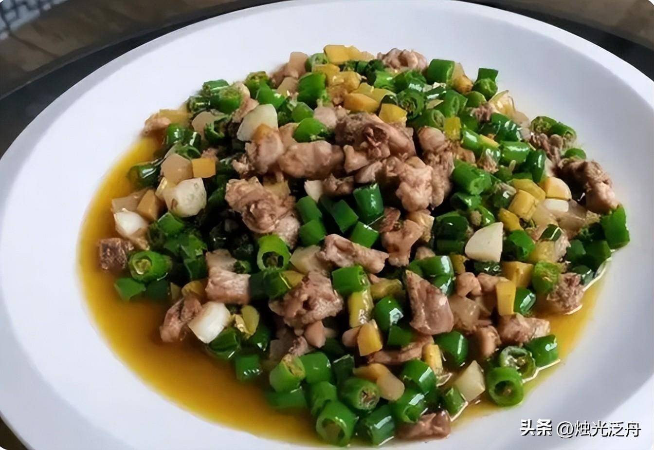美食推荐:招牌水库鱼头,傣家二珍,青椒霸王兔制作方法_麦仁_原料_辣椒