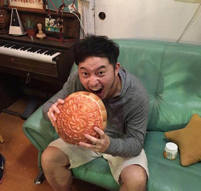 几天没见沙溢又又又发福了!这肚子这胸不忍直视_安吉_东北_巅峰