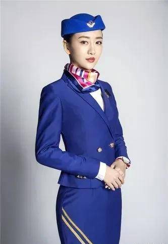 明星空姐造型大pk,王鸥力压杨幂,最美还要数刘亦菲唐嫣_中国_机长