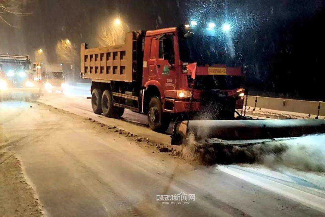 雪不断下！清冰雪大军连夜战春雪｜省内27条高速封锁